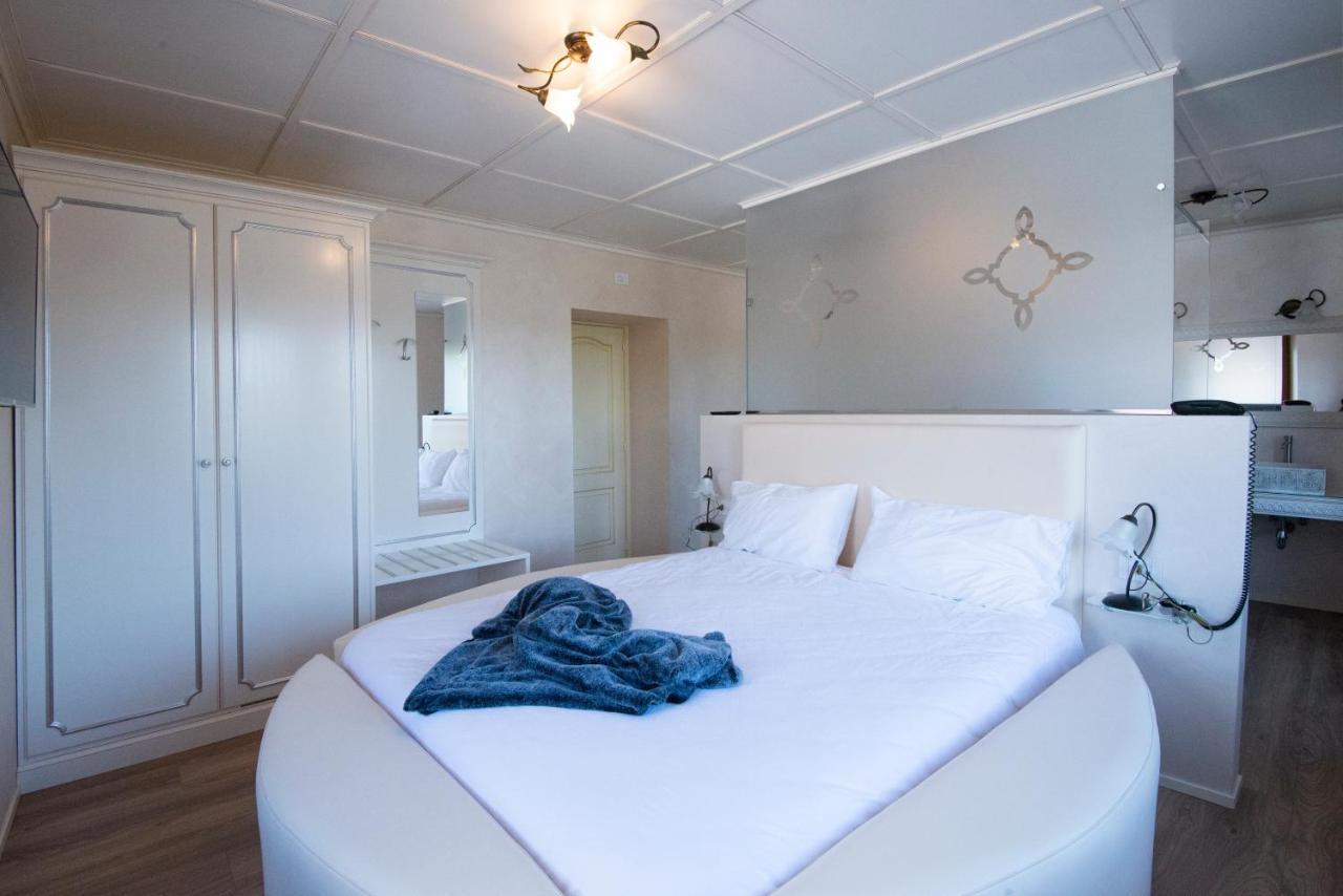 Villa Ciardi Wellness Hotel & Ristorante อาเซียโก ภายนอก รูปภาพ